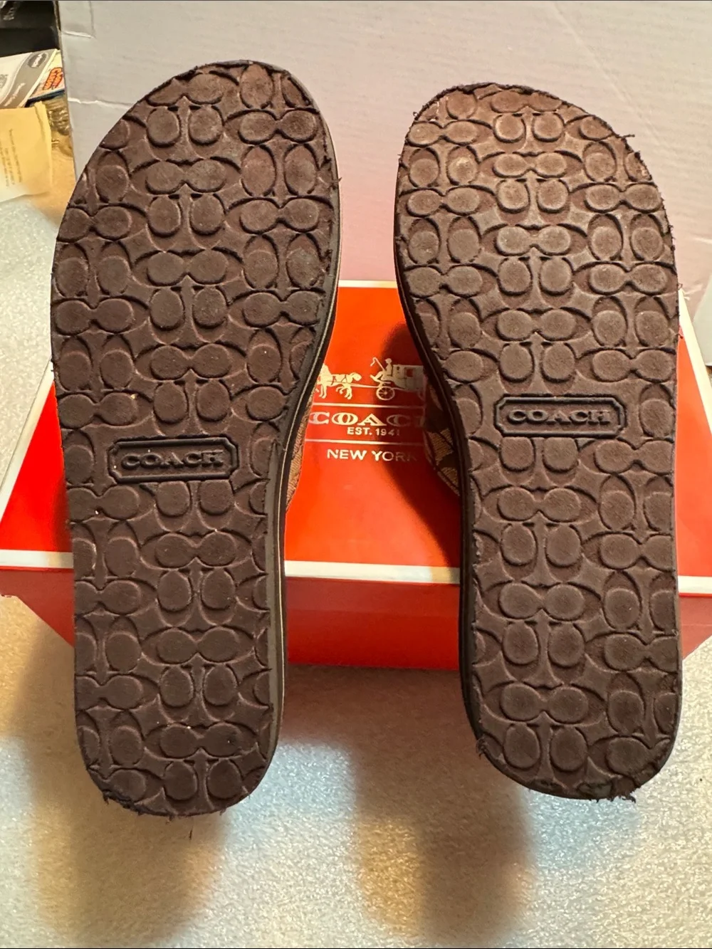 Coach Ladies Brown and Black Logo-Trim Thong Sandals Size 6.5 Never Worn